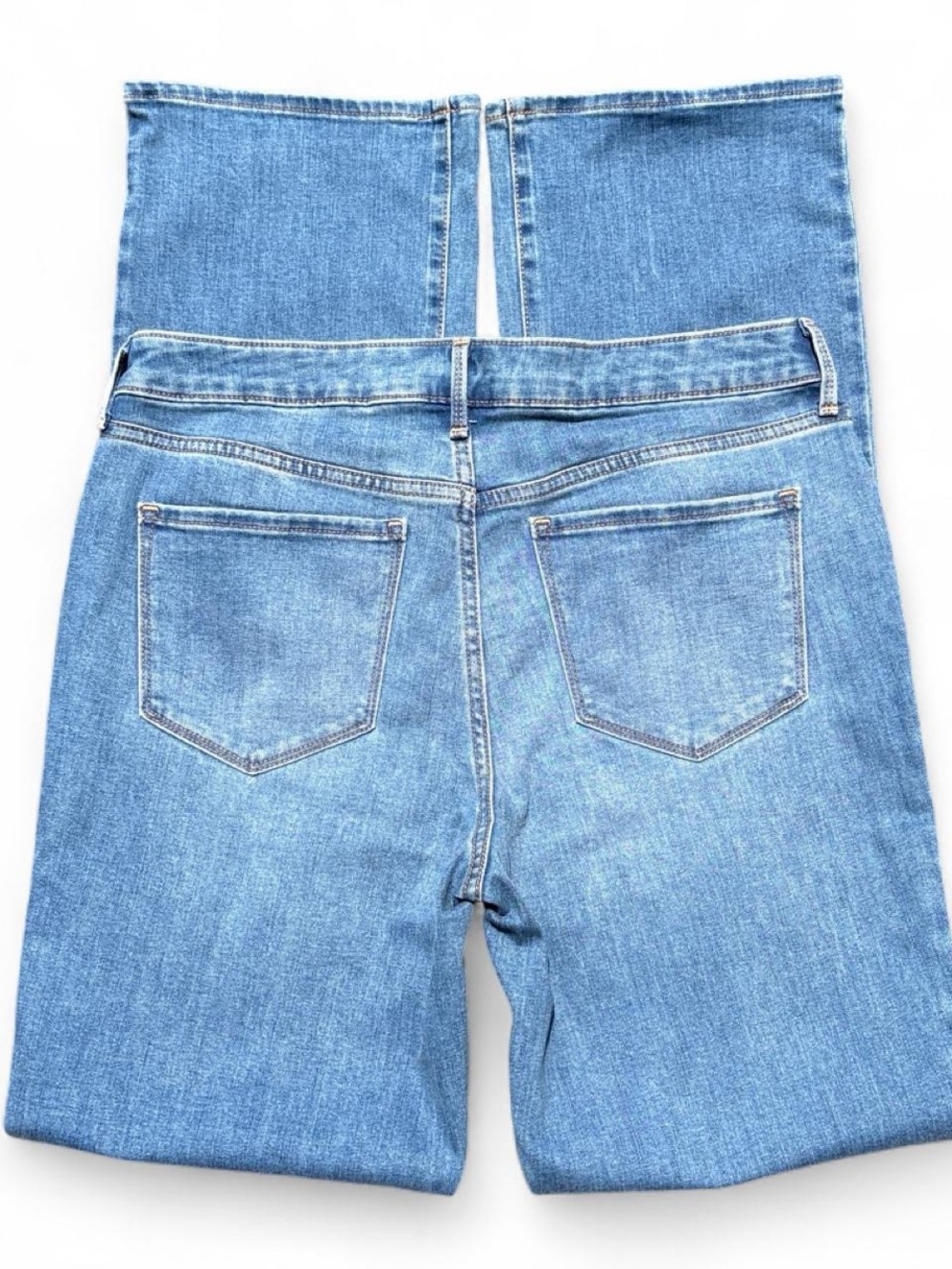 Old Navy Kicker Bootcut Jeans sz 12 LONG - Picture 2 of 3